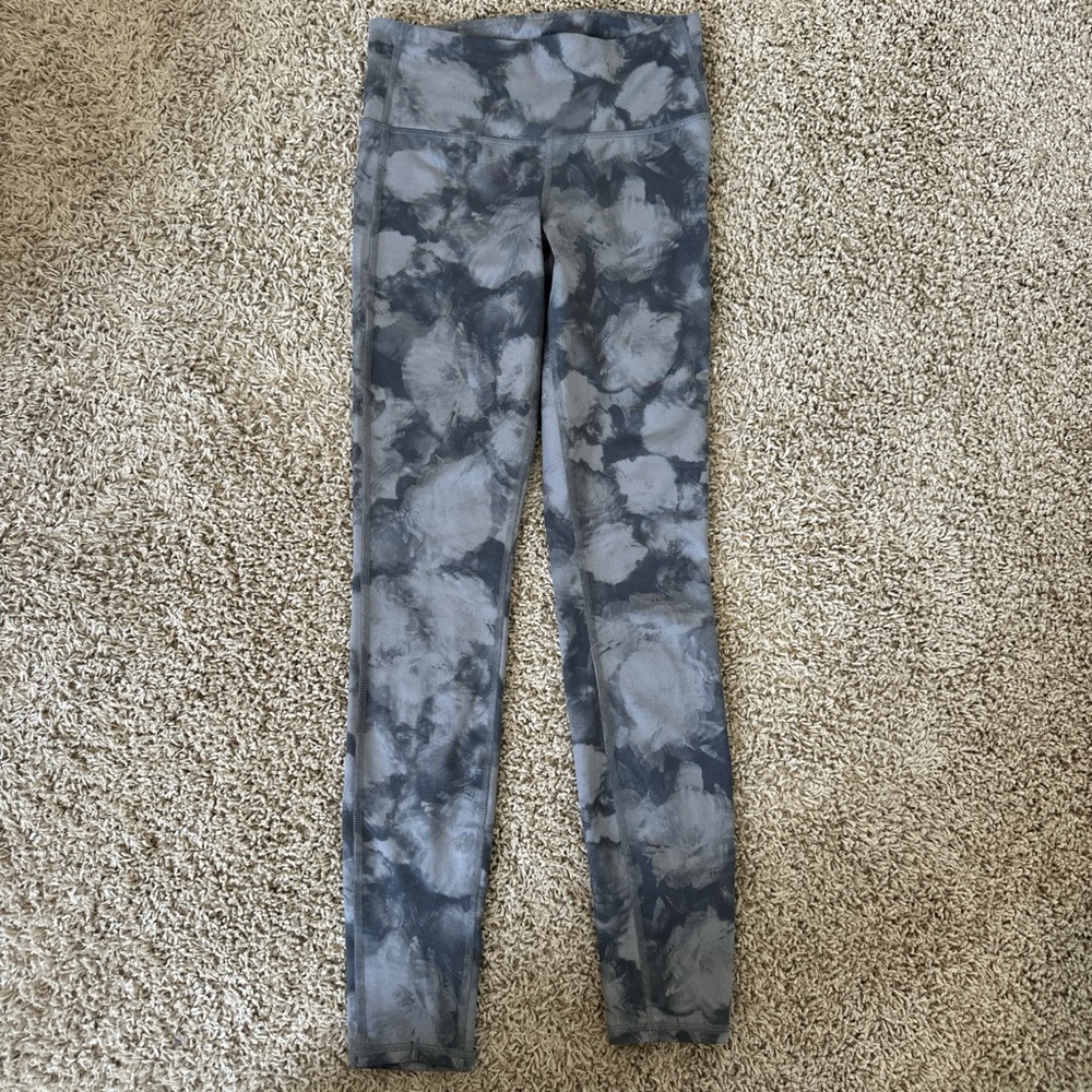 Athleta Gray Floral Top